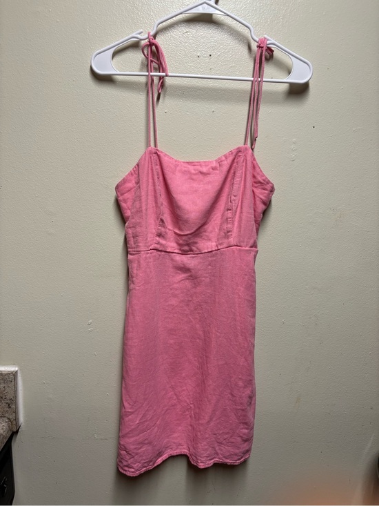 Old Navy Dresses & Skirts - Old navy Pink Smocked Tie Strap Babydoll Mini Dress Open Back small linen blend